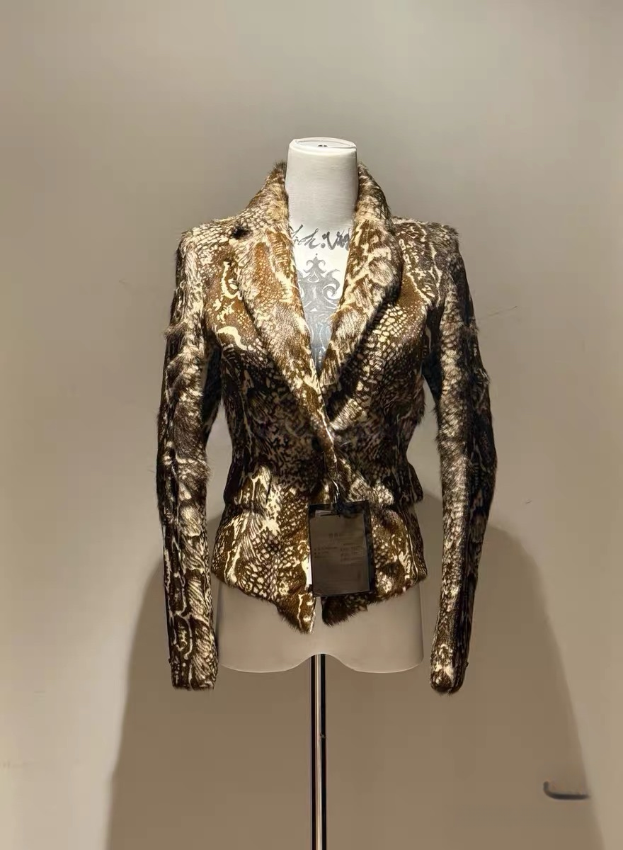 Serpent Relic | Relique du Serpent