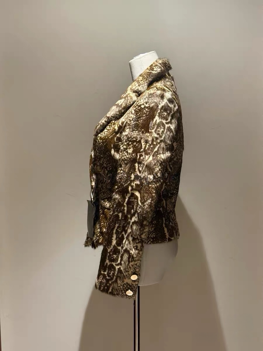 Serpent Relic | Relique du Serpent